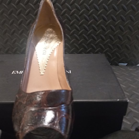 Brand new Emporio Armani heels with animal print detail - Picture 6 of 12